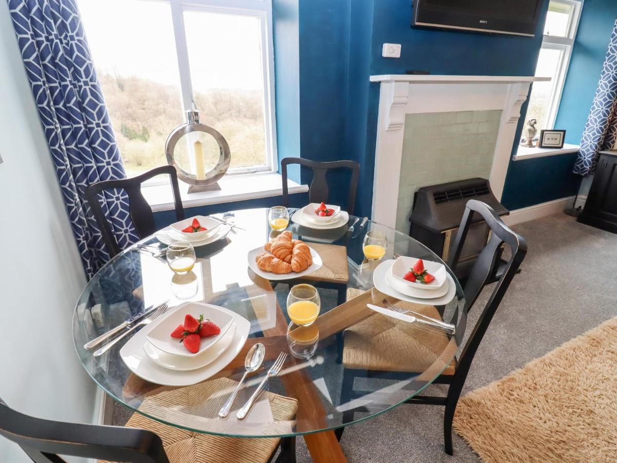The Stable Apartment Lydney Luaran gambar