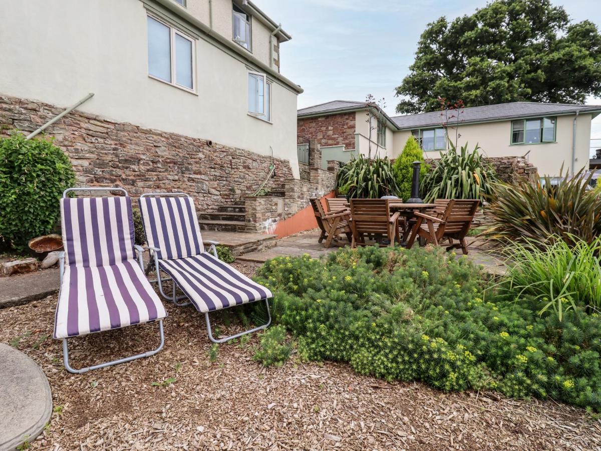 The Stable Apartment Lydney Luaran gambar