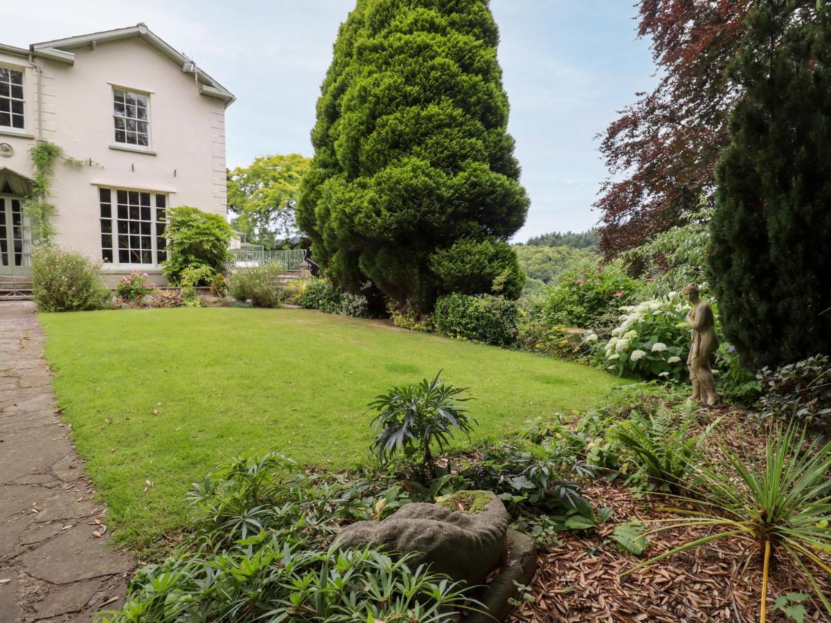 The Stable Apartment Lydney Luaran gambar