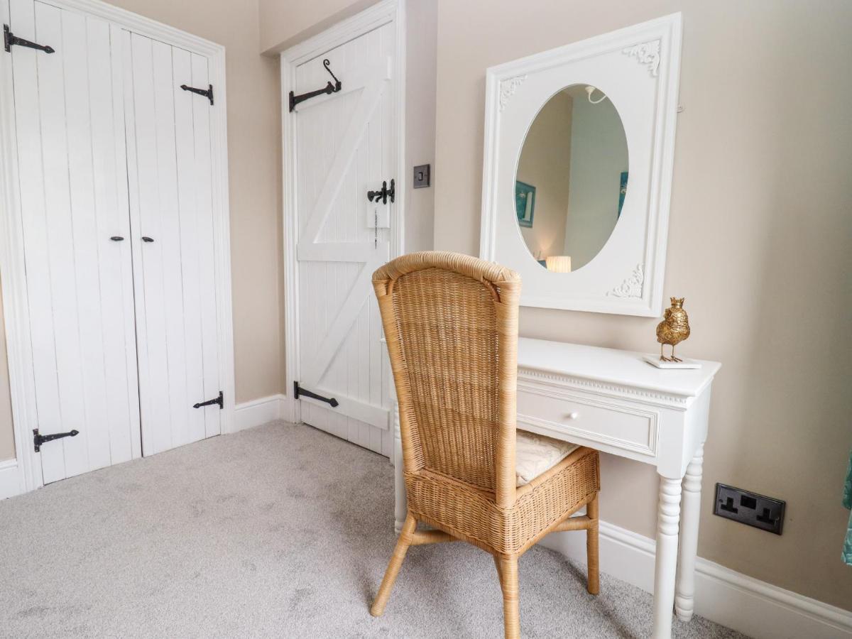 The Stable Apartment Lydney Luaran gambar