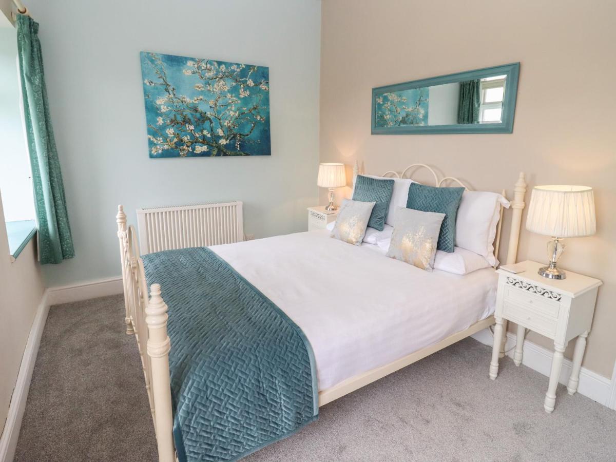 The Stable Apartment Lydney Luaran gambar